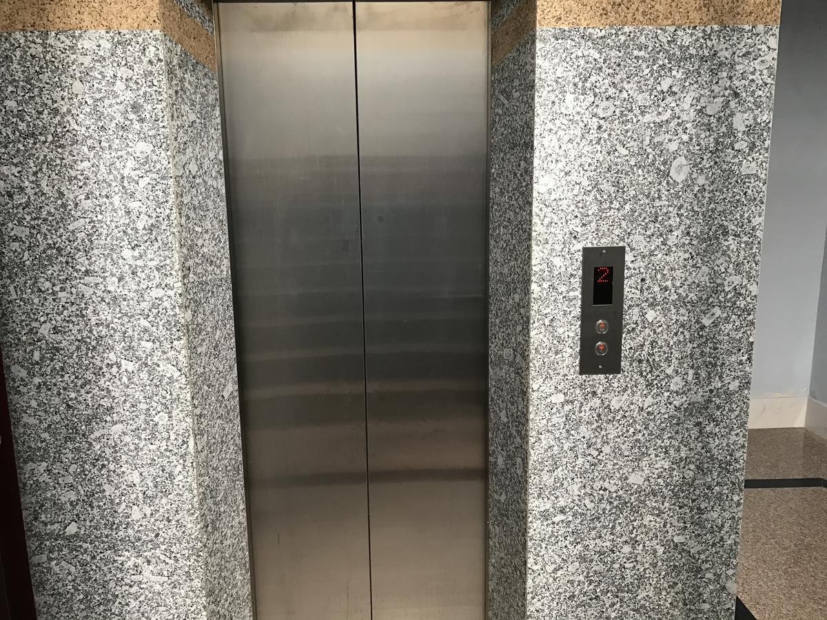 호앙 하이 당 1 호텔 껀터 외부 사진